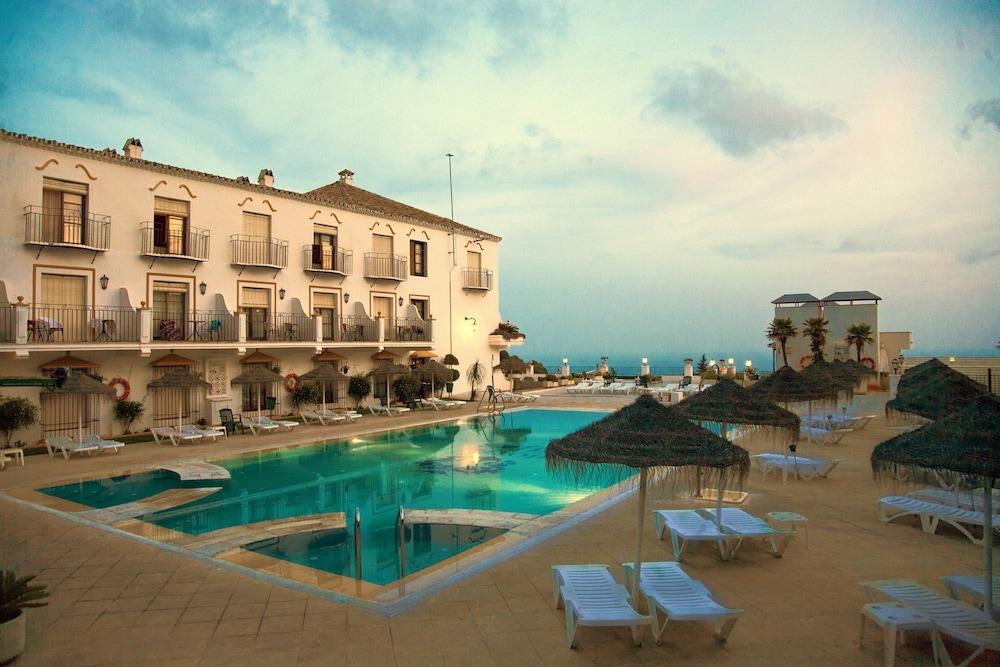 Hotel Trh