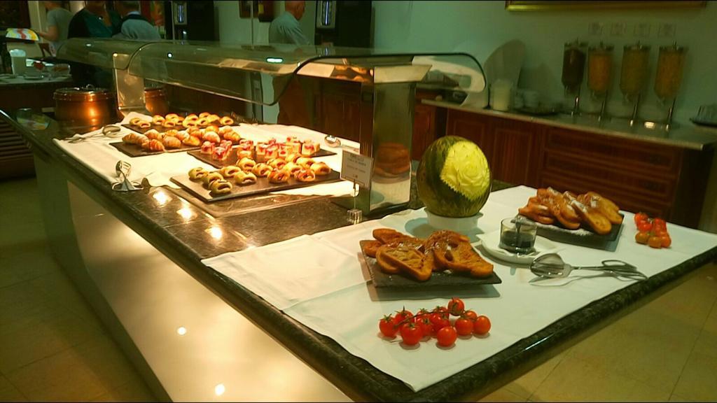 Hotel Trh 4*