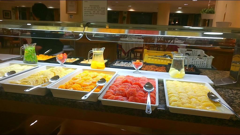 Trh Hotel