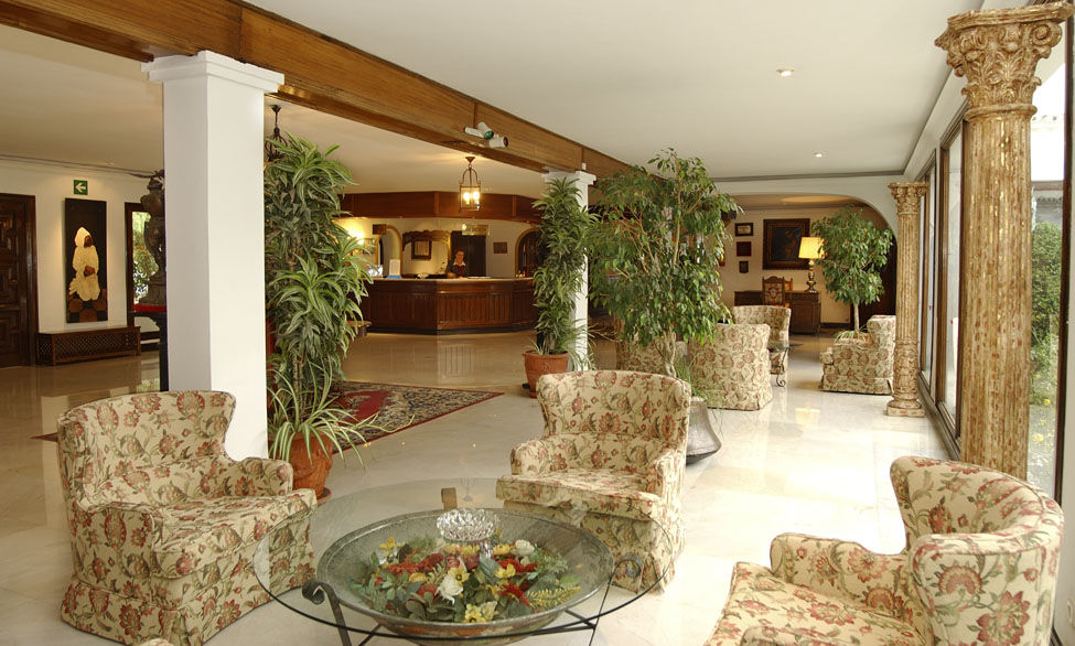 Hotel Trh 4*